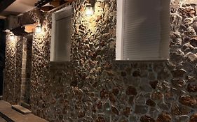Stone House 48 M